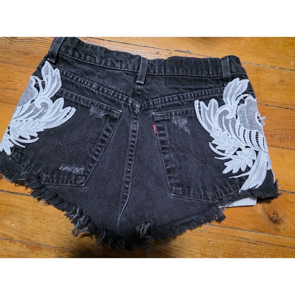 Furst of a Kind Levis Denim Shorts Black Lace Wing Applique Distressed Womens - Picture 3 of 3
